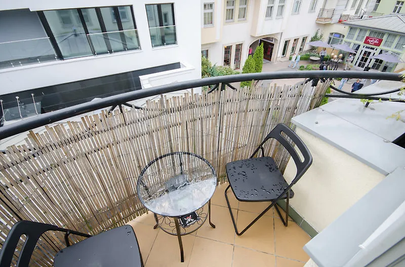 Dom & House - Apartments Port Monte Cassino Sopot Otel