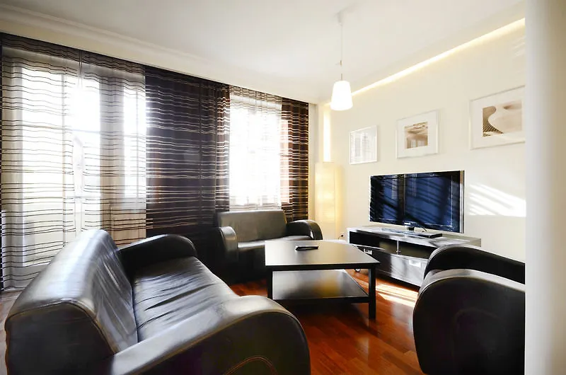 Dom & House - Apartments Port Monte Cassino Sopot Otel