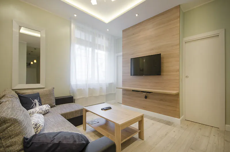 Hotel Dom & House - Apartments Port Monte Cassino Poland